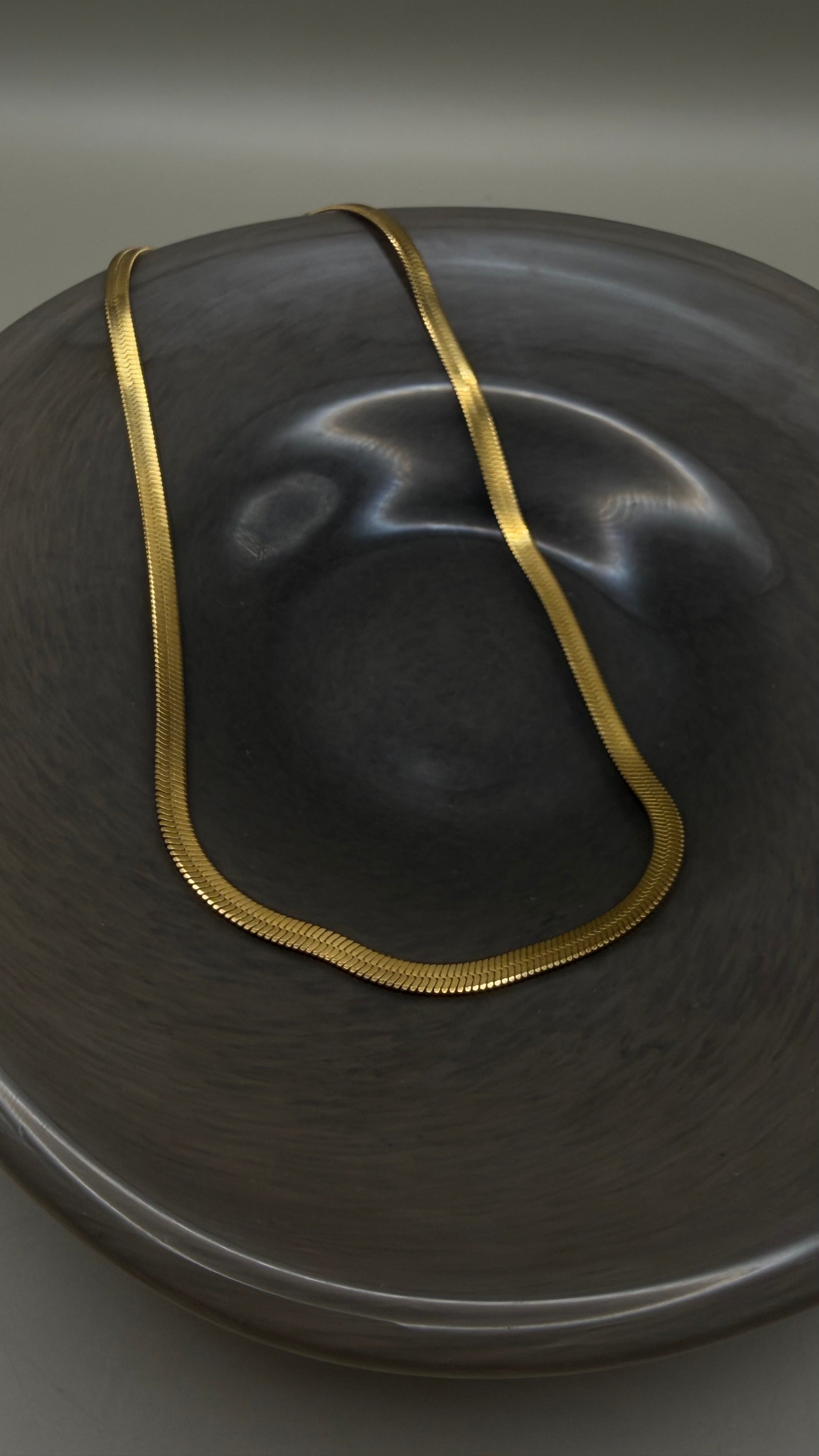 Cadena corta planchada