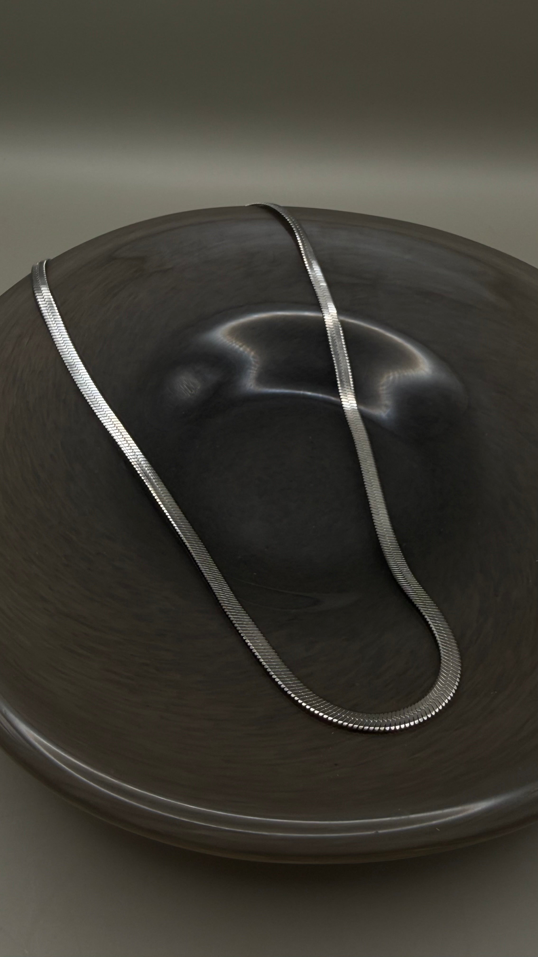 Cadena corta planchada