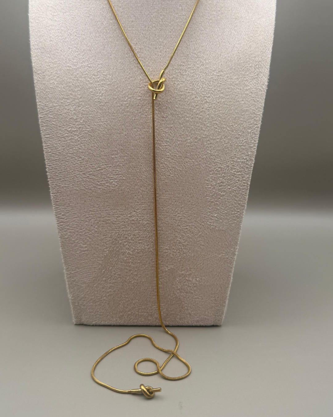 Corbatin Nudo dorado