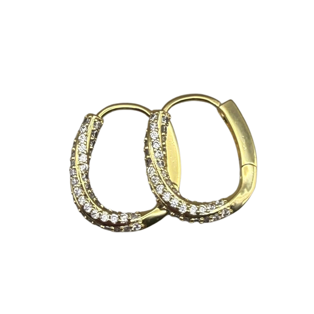 Aretes delicados con zirconia