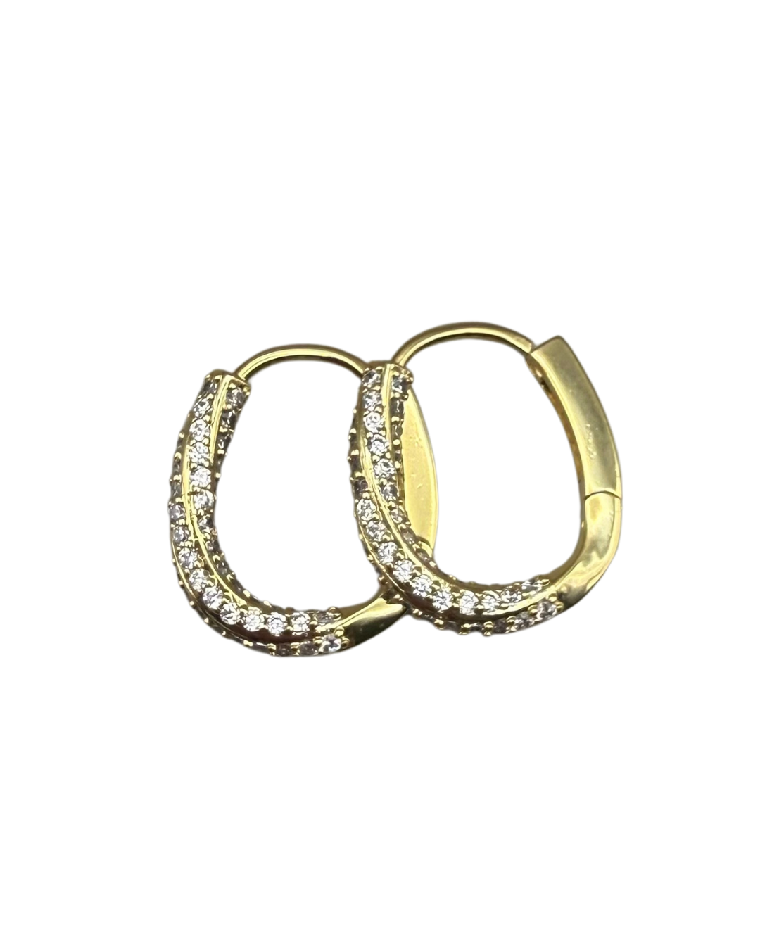 Aretes delicados con zirconia